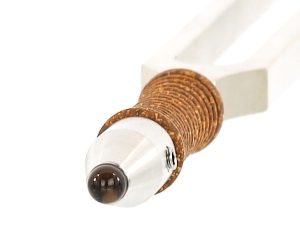 Nasadka do kamertonów – Kwarc dymny - średnica minerału 6 mm – czakra korzenia